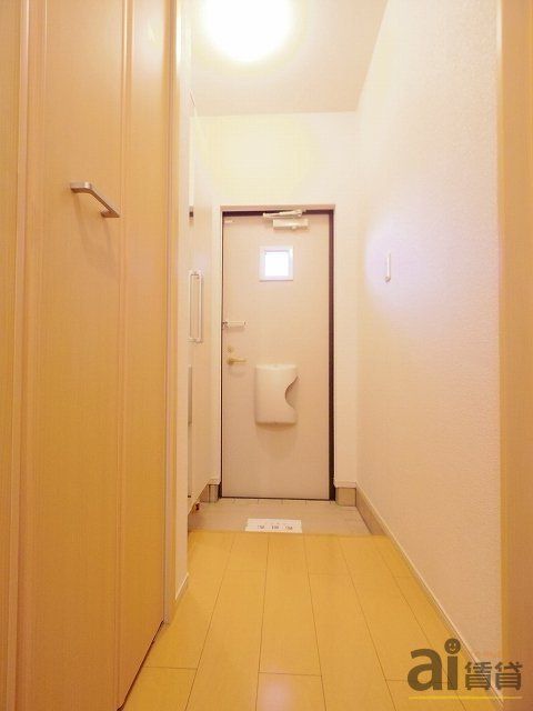 玄関　※写真同仕様※