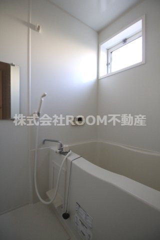 バス・シャワールーム　ゆったり過ごせるお風呂です