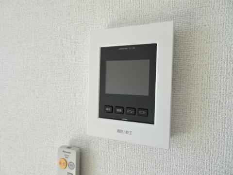 セキュリティ　カメラ付インターホン