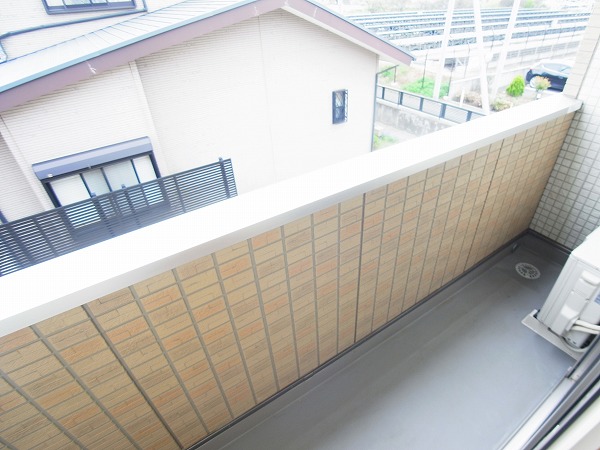 バルコニー　同物件２Ｆ写真参考