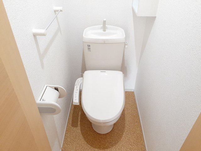 トイレ　シンプルで使いやすいトイレです