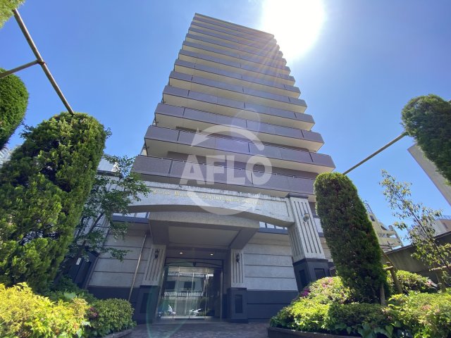 建物外観　ライオンズマンション天神橋筋六丁目　外観