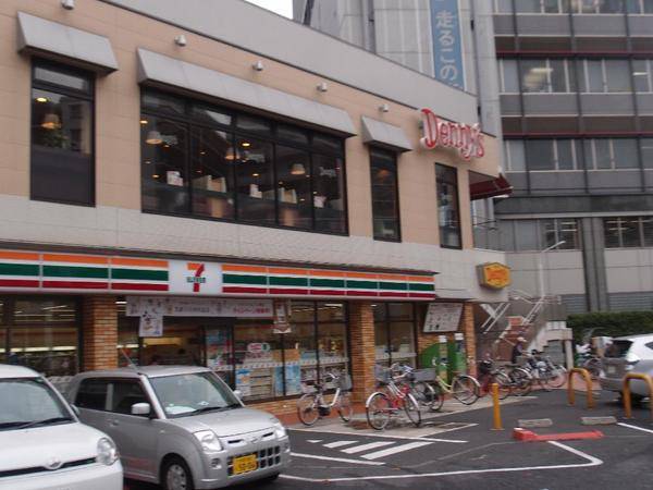 コンビニ　セブンイレブン大田区大森中２丁目西店（コンビニ）まで206m