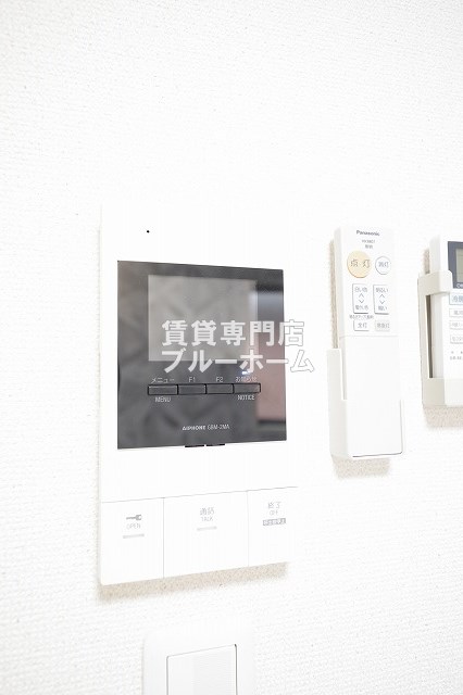 セキュリティ　モニター付きのインターホンです！
