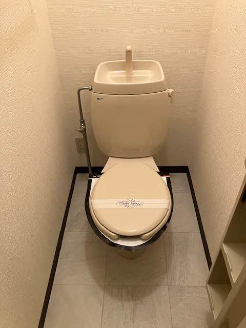 トイレ　トイレ