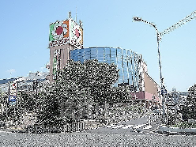 スーパー　イズミヤ　若江岩田店（スーパー）まで737m