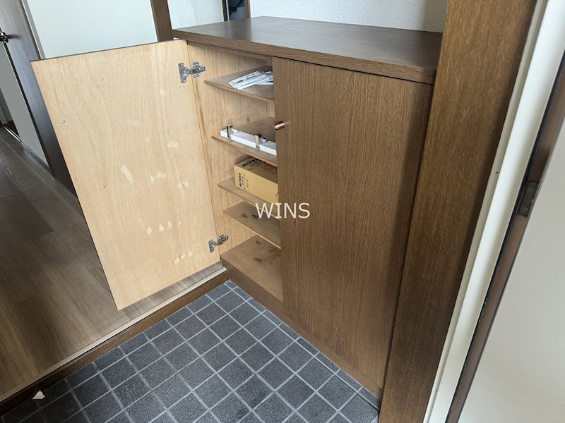 玄関　別部屋参考写真です