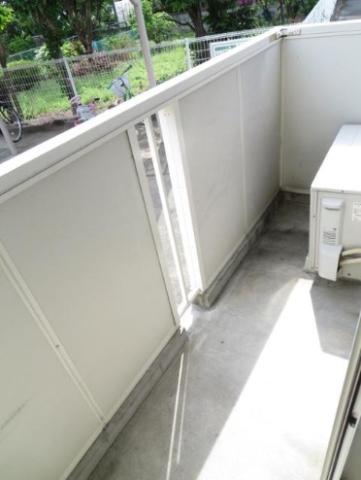バルコニー　※同タイプ部屋の写真です。