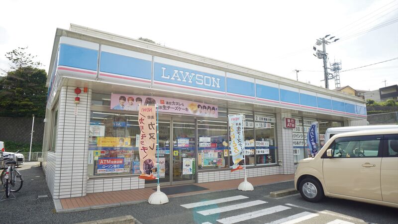 コンビニ　ローソン 飯塚楽市店（コンビニ）まで2883m