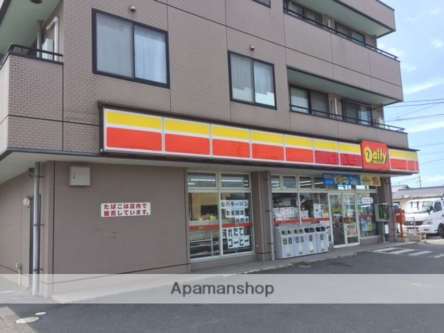 コンビニ　デイリーヤマザキ（コンビニ）まで1031m