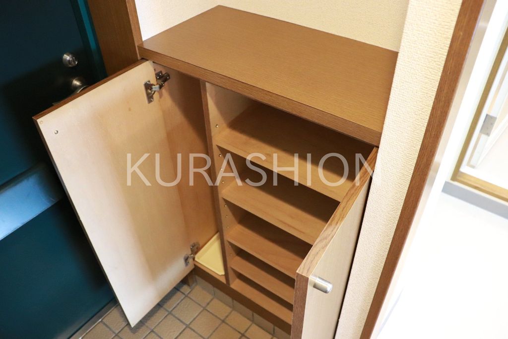 玄関　収納