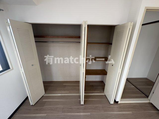 収納　イメージとして同建物他部屋を表示しています。 同物件反転のお