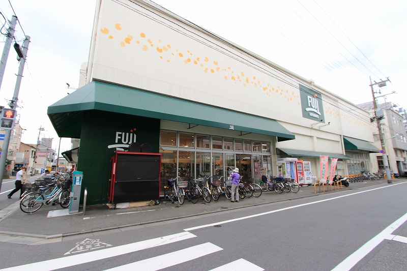 スーパー　SUPER MARKET FUJI 羽田店（スーパー）まで420m