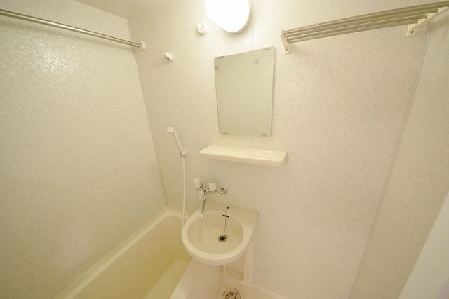 洗面設備　お部屋探しは株式会社　タウンハウジング　までお気軽にお問合…