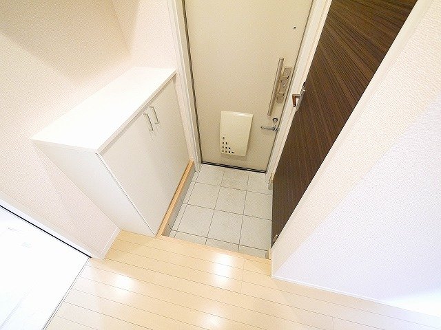 玄関　シンプルで使いやすい玄関です
