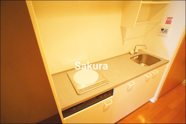 キッチン　広々使える快適な調理スペースです♪