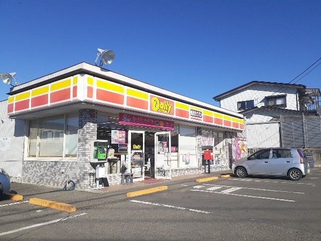 コンビニ　デイリーヤマザキ茅野運動公園前（コンビニ）まで540m