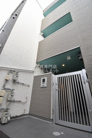 建物外観　2018年完成