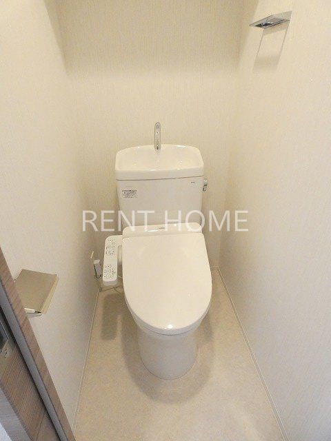 トイレ　ウォシュレット付きトイレ