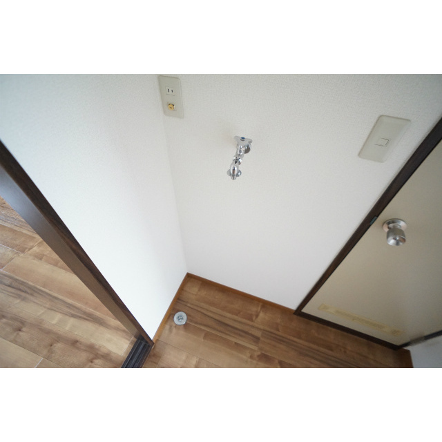 その他部屋・スペース　洗濯機置場は室内です♪