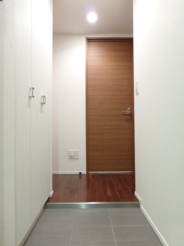 玄関　玄関※別部屋参考写真