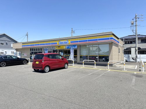 コンビニ　ミニストップ 一宮三条店（コンビニ）まで648m