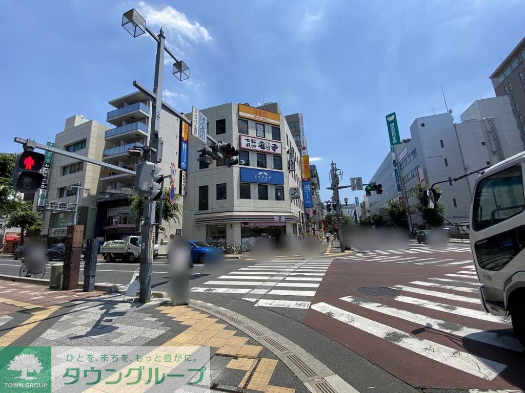 コンビニ　セブン-イレブン 浦和駅西口店（コンビニ）まで190m