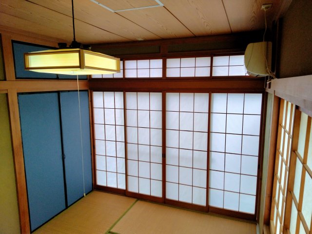 その他設備　和室6畳　2面採光、収納充実