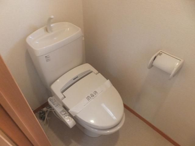 トイレ　シャワートイレ