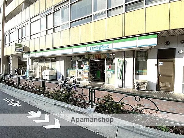 コンビニ　ファミリーマートサンズ田端新町店（コンビニ）まで352m