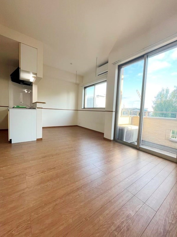 居室・リビング　※写真は別のお部屋です