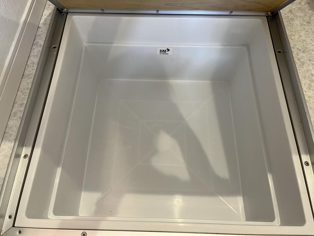 収納　床下収納