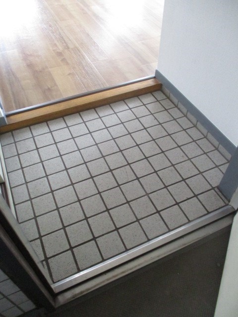 玄関　別部屋参考写真