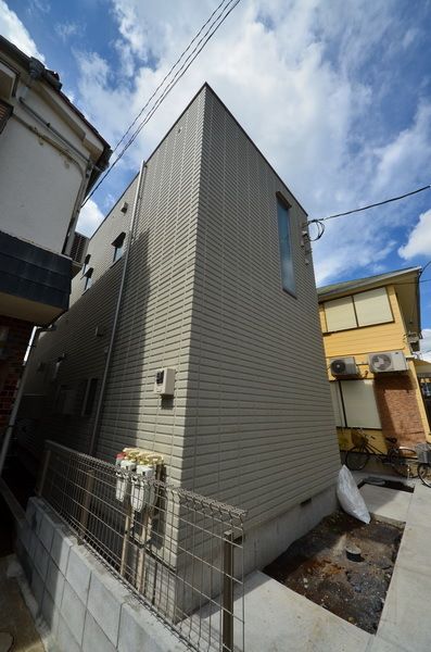 建物外観　♪快適新生活はこのお部屋から！♪
