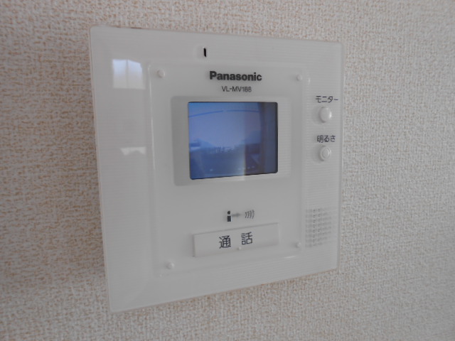 セキュリティ　カラーＴＶモニター付インターホン完備