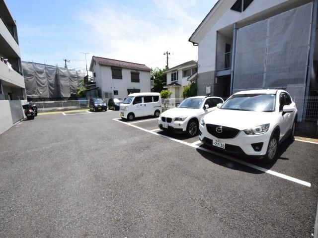 駐車場　★敷地内駐車場★