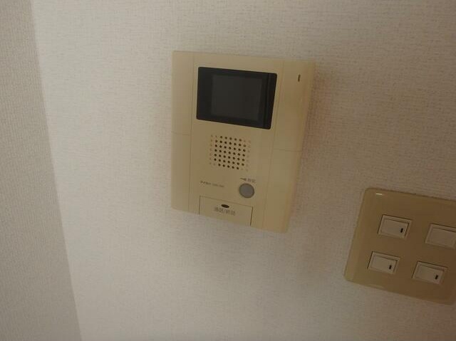 セキュリティ　女性の方でも安心のモニター付きオートロック♪