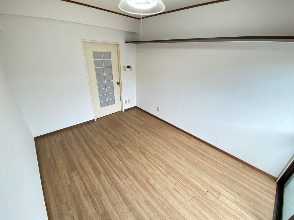 その他設備　６畳の洋室です