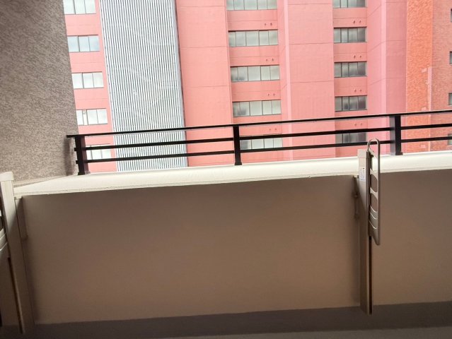 バルコニー　302号室の写真になります（現況優先）