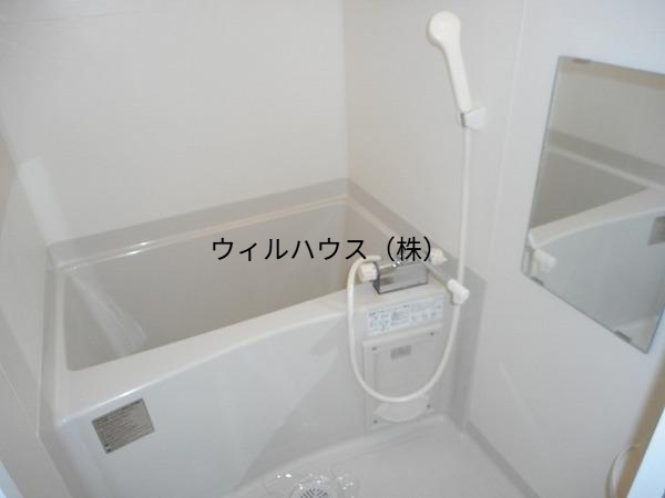 バス・シャワールーム　サーモスタット式水栓！