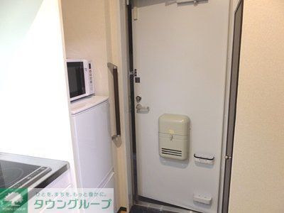 玄関　広々とした玄関と大容量のシューズボックスがあります！