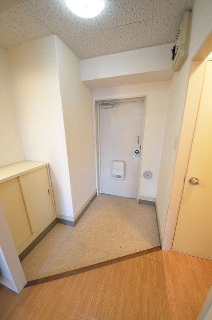 玄関　玄関ホール
