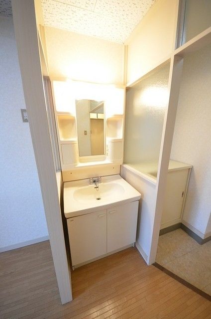 洗面設備　嬉しい独立洗面台