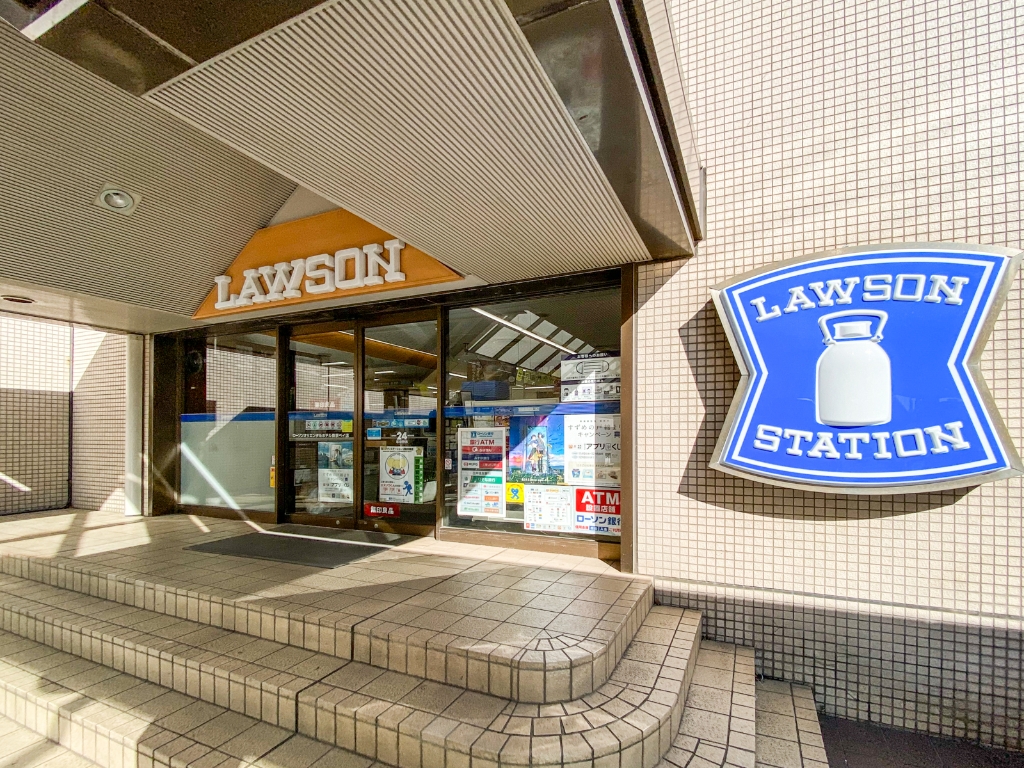 コンビニ　ローソンオリエンタルホテル東京ベイ店（コンビニ）まで418m