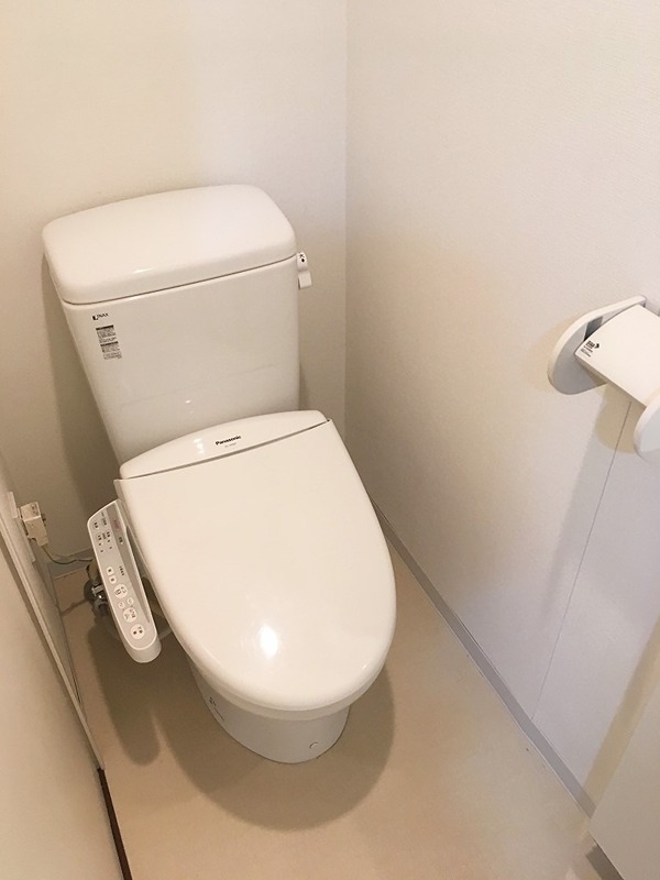 トイレ　※同タイプ別階数部屋