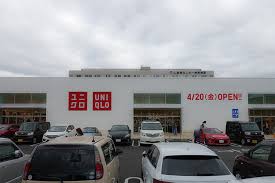ショッピングセンター　ユニクロ岡山岡北店（ショッピングセンター）まで611m