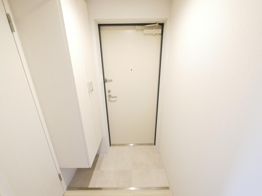 玄関　※同シリーズタイプのお部屋です。