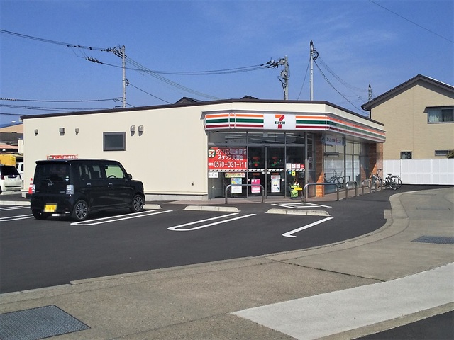 コンビニ　セブンイレブン松山和気町店（コンビニ）まで750m