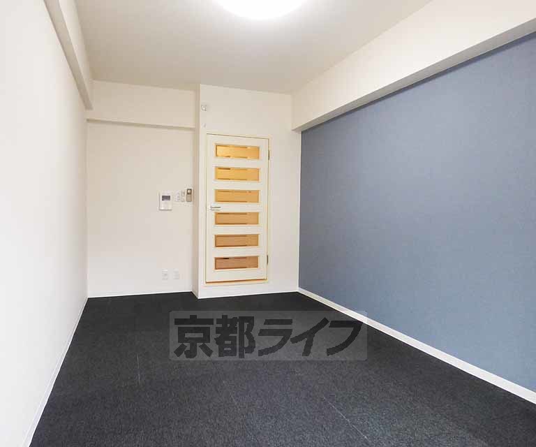 居室・リビング　広々とした室内です。