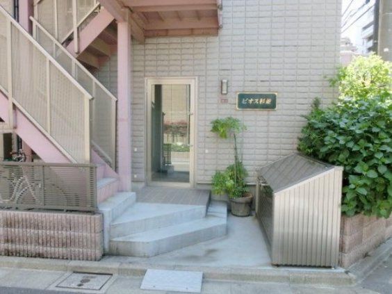 エントランス　☆共用部分☆